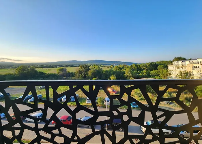 Lotus Отель Приморско