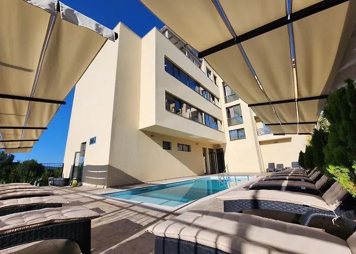 Lotus 2* Приморско